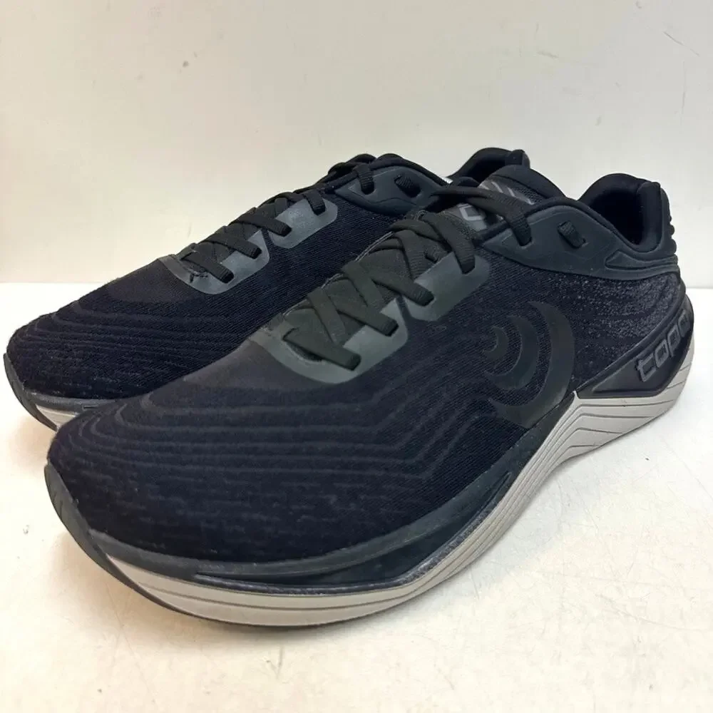 VERY GOOD Topo Men's Ultrafly 5 Running Walking Sneaker Black Charcoal Gray 12.5
